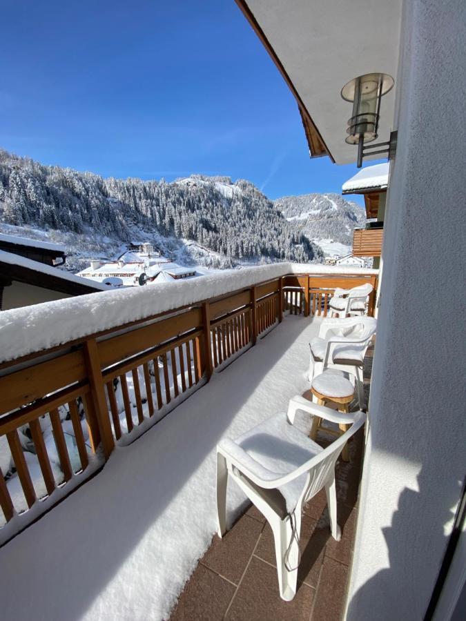 Amalia Apartment Santa Cristina Val Gardena Exterior photo